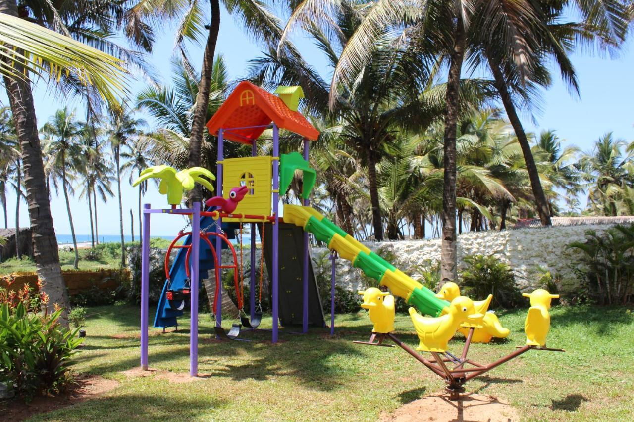 Longuinhos Beach Resort Колва Экстерьер фото